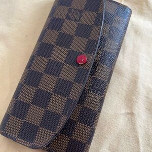 Louis Vuitton Damier Ebene Emilie wallet